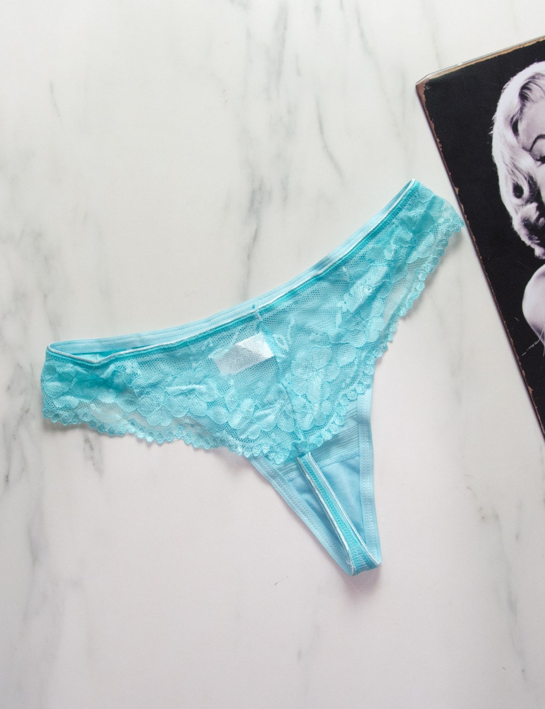 Γυναικείο γαλάζιο δαντελωτό See Through string 293150J